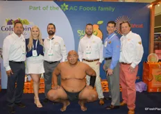 Four time world champion sumo wrestler Byamba visiting the booth of Suntreat and promoting Sumo Citrus together with the Suntreat team.